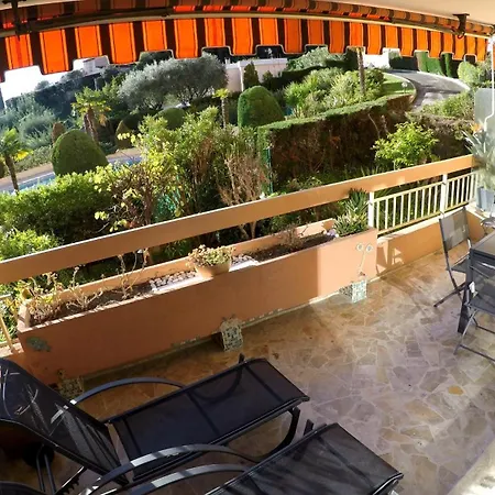Resid Les Terrasses, Avec Piscine Peu Frequentee, Navettes Gratuites Pour Plages, F1 30 M2 Et Terrasse 12 M2